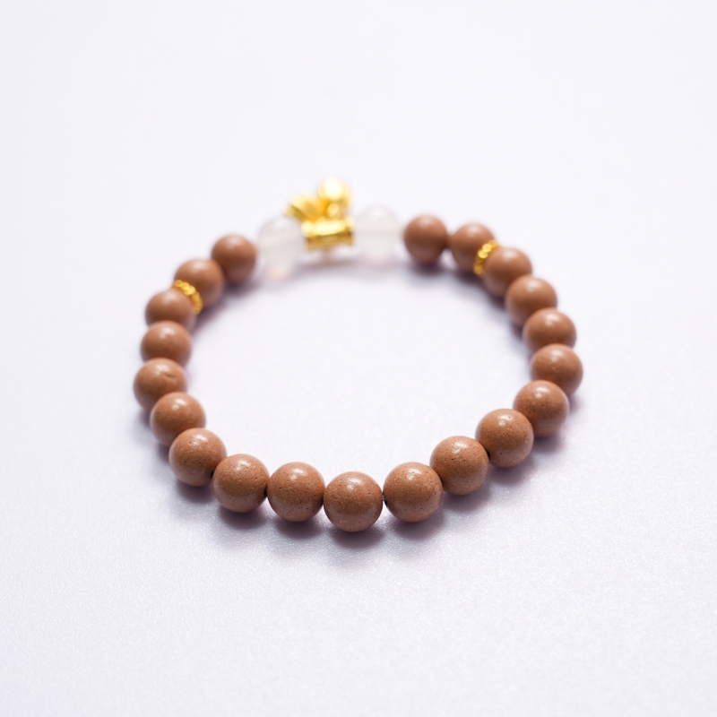 Natural Agarwood Bead White Agate Bracelet Lotus Pendant Calming Aromatherapy Bracelet for Relaxation Stress Relief &mdash; View 2